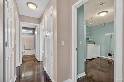 2212 Blue Lake Dr, Pensacola, FL 32506 - Photo 36