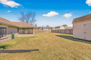 2212 Blue Lake Dr, Pensacola, FL 32506 - Photo 56