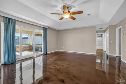 2212 Blue Lake Dr, Pensacola, FL 32506 - Photo 8