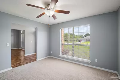 7292 Broadmoor St, Navarre, FL 32566 - Photo 14