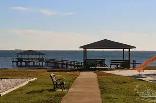 7292 Broadmoor St, Navarre, FL 32566 - Photo 6