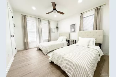 2100 N Spring St, Pensacola, FL 32501 - Photo 12