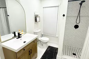 2100 N Spring St, Pensacola, FL 32501 - Photo 10