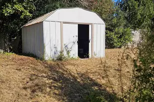 4240 Ewell St, Pace, FL 32571 - Photo 10