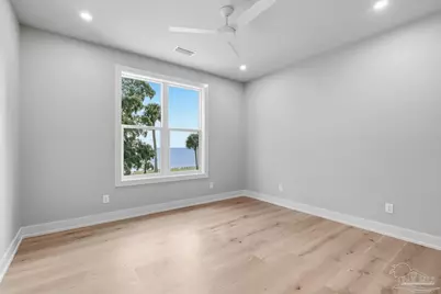 803 Bayshore Dr, Pensacola, FL 32507 - Photo 56