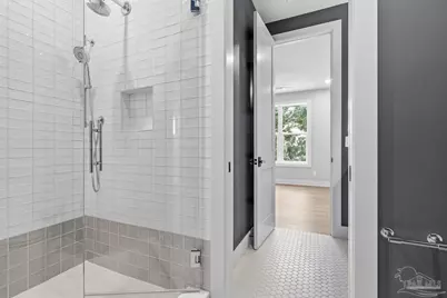 803 Bayshore Dr, Pensacola, FL 32507 - Photo 54