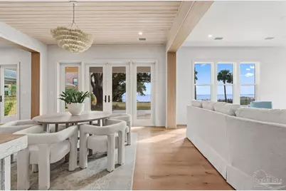 803 Bayshore Dr, Pensacola, FL 32507 - Photo 12