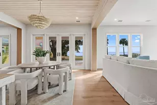 803 Bayshore Dr, Pensacola, FL 32507 - Photo 12