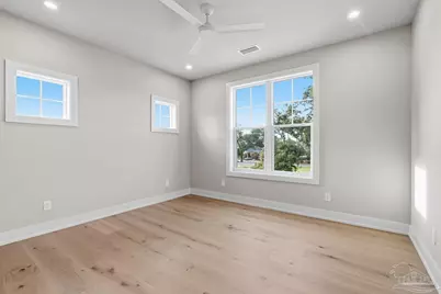 803 Bayshore Dr, Pensacola, FL 32507 - Photo 50
