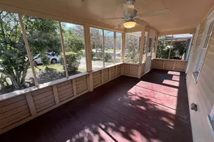 1322 E Gadsden St, Pensacola, FL 32501 - Photo 2