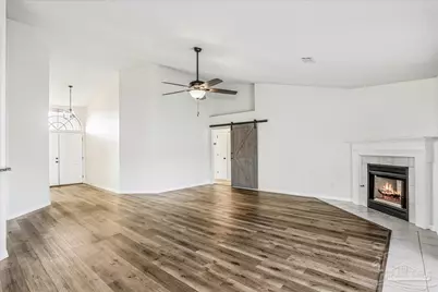 1129 Freeboard Blvd, Pensacola, FL 32507 - Photo 10