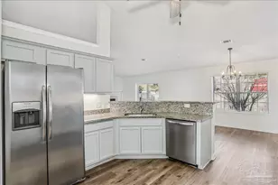 1129 Freeboard Blvd, Pensacola, FL 32507 - Photo 18