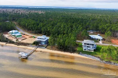 1101 Oyster Bay Dr, Milton, FL 32583 - Photo 4