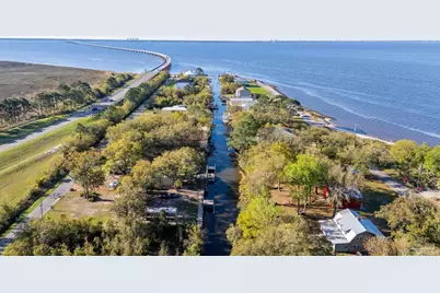 317 Katie St, Milton, FL 32583 - Photo 2