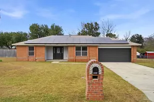 1000 Heathrow Dr, Cantonment, FL 32533 - Photo 4