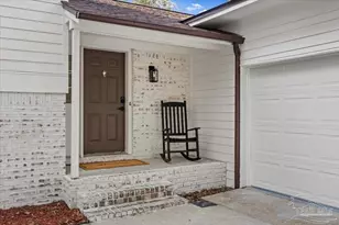 2828 Mandeville Ln, Pensacola, FL 32526 - Photo 6