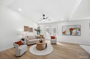 2828 Mandeville Ln, Pensacola, FL 32526 - Photo 14