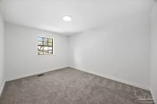 2828 Mandeville Ln, Pensacola, FL 32526 - Photo 32