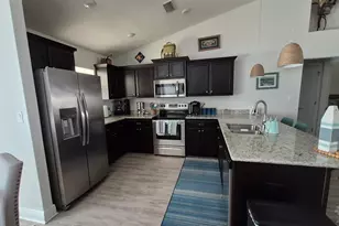 2102 Fairchild St, Pensacola, FL 32504 - Photo 4