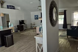 2102 Fairchild St, Pensacola, FL 32504 - Photo 2