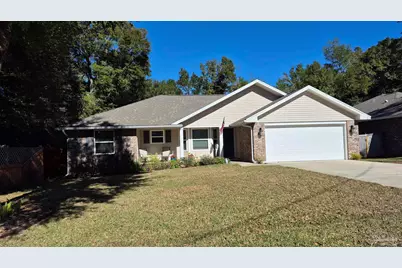 2102 Fairchild St, Pensacola, FL 32504 - Photo 1