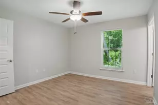 1002 W Yonge St, Pensacola, FL 32501 - Photo 12