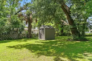 1002 W Yonge St, Pensacola, FL 32501 - Photo 16