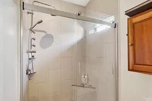 2718 Summertree Ln, Gulf Breeze, FL 32563 - Photo 12