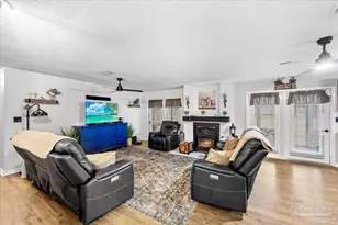 5637 Camellia Ave, Milton, FL 32570 - Photo 6