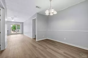 8101 Tippin Ave, Pensacola, FL 32514 - Photo 10