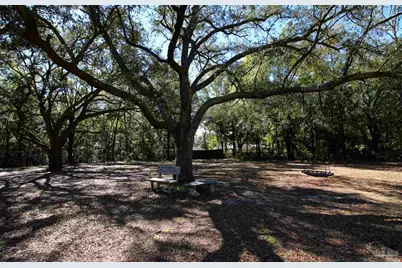 6201 Glendale Dr, Milton, FL 32570 - Photo 40