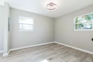 2345 N 8th Ave, Pensacola, FL 32503 - Photo 26