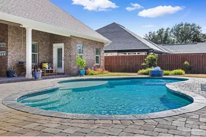 1469 E Shores Blvd, Gulf Breeze, FL 32563 - Photo 1