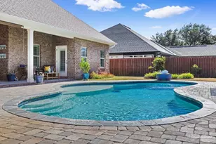 1469 E Shores Blvd, Gulf Breeze, FL 32563 - Photo 1