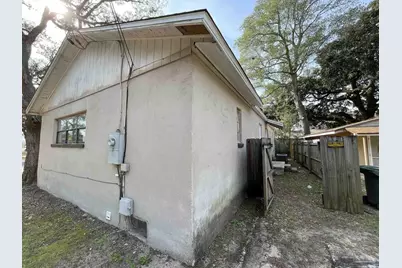 214 Brown Rd #2, Pensacola, FL 32507 - Photo 2