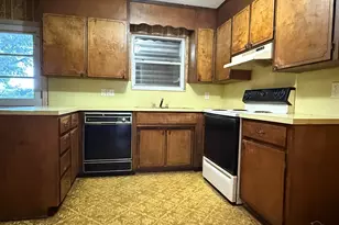 189 Overlook Dr, Pensacola, FL 32503 - Photo 4