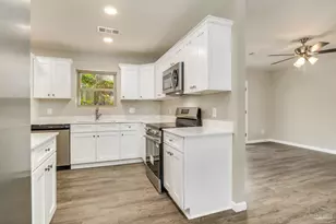 1219 Dunmire St, Pensacola, FL 32504 - Photo 16