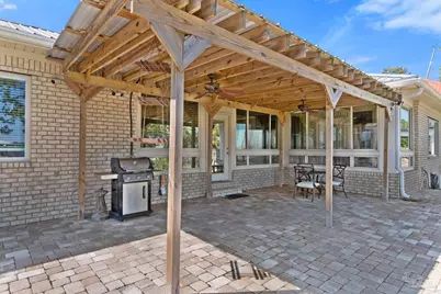 890 Paradise Beach Cir, Pensacola, FL 32506 - Photo 38