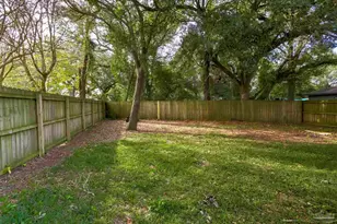 2143 Yardley Cir, Pensacola, FL 32526 - Photo 24