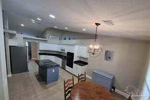 1960 Amhurst Ct, Navarre, FL 32566 - Photo 12