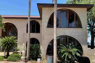 239 Sabine Dr, Pensacola Beach, FL 32561 - Photo 6