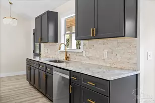 3111 Holley Point Rd, Navarre, FL 32566 - Photo 12