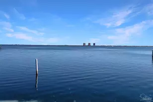 940 Sound Harbor Cir, Gulf Breeze, FL 32563 - Photo 48