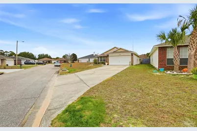 1981 Catline Cir, Navarre, FL 32566 - Photo 34