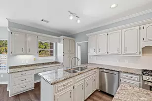 4550 La Jolla, Pensacola, FL 32504 - Photo 10