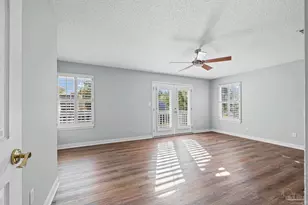 4550 La Jolla, Pensacola, FL 32504 - Photo 8