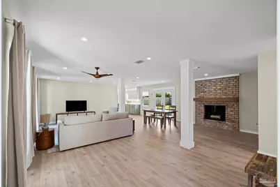 309 Dolphin St, Gulf Breeze, FL 32561 - Photo 14