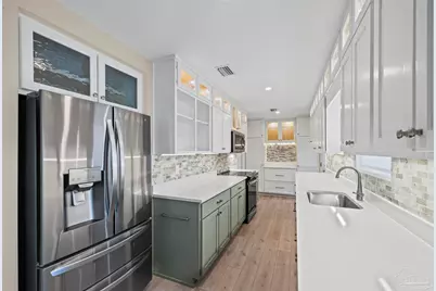 309 Dolphin St, Gulf Breeze, FL 32561 - Photo 6