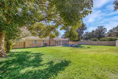 309 Dolphin St, Gulf Breeze, FL 32561 - Photo 46