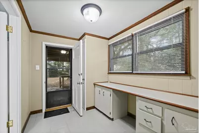 625 Edgecliff Dr, Pensacola, FL 32506 - Photo 12